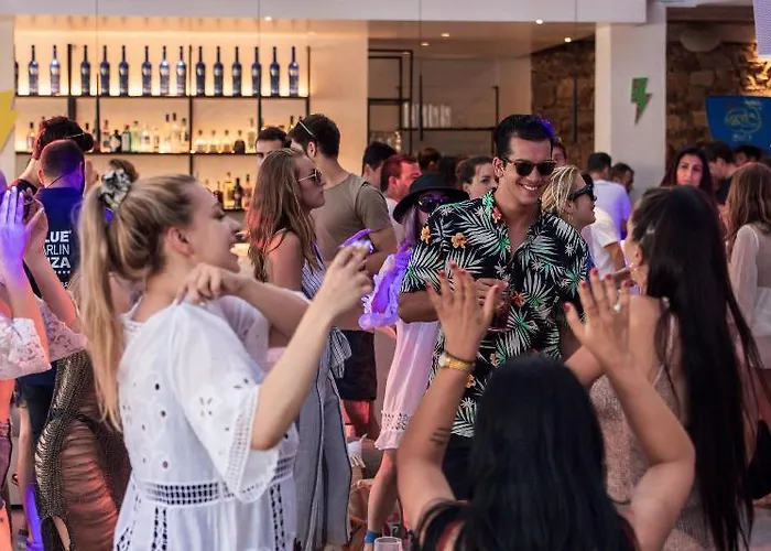 Otel Aegon Mykonos, Autograph Collection